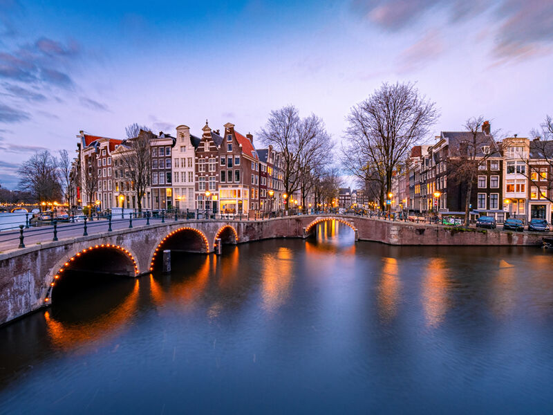 Comfort Benelux & Paris & Almanya Turu Pegasus Hava Yolları ile 7 Gece Ekstra Turlar Dahil ORY- AMS