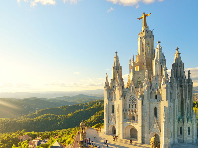 Görkemli Barselona ve Mimari Harikalar 3 Gece - Türk Hava Yolları ile 29 Aralık (Yılbaşı Özel) AT048