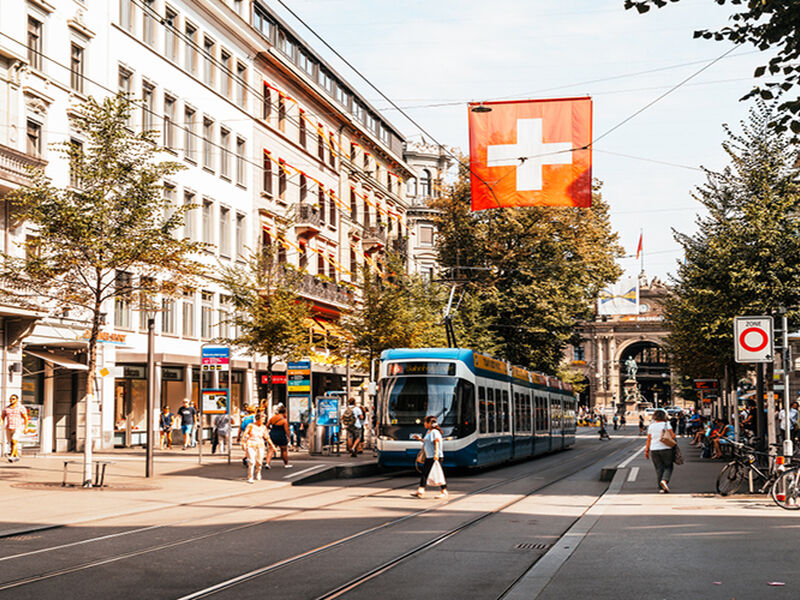 Görkemli Alplerde 7 Şehir 3 Gece - THY ile (2026 İlkbahar Dönemi) AT102