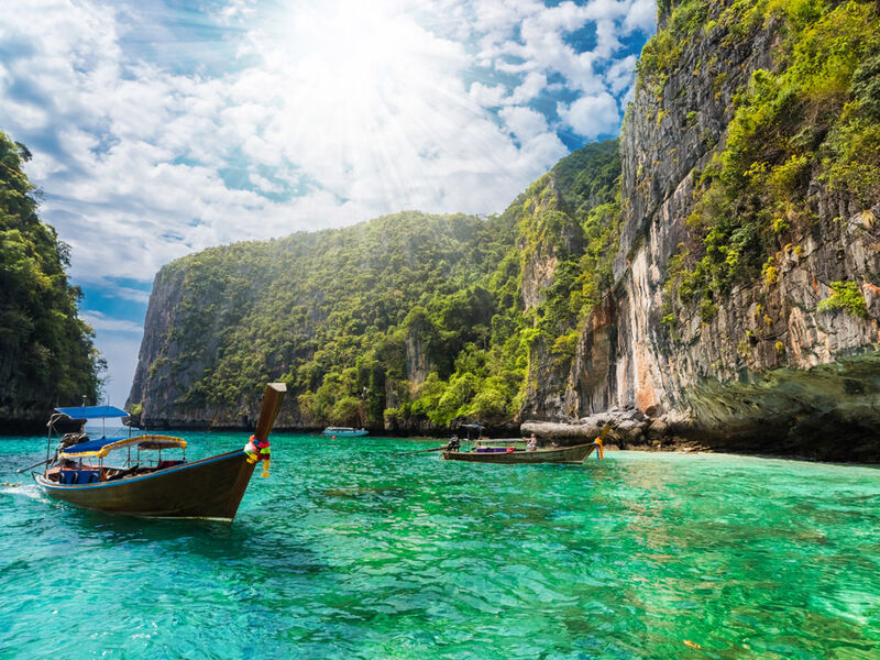 Phuket Bangkok Serüveni Turu Emirates Hava Yolları ile 6 Gece (HKT-DXB-BKK) 2026 Dönemi