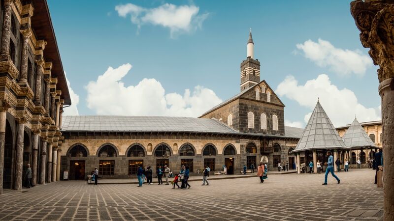 Ramazan Bayramı Özel / Güneydoğu Anadolu Turu / 4 Gece 5 Gün / ( 3 Gece Otel Konaklamalı) İstanbul Kalkışlı