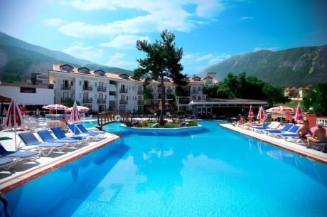 Fethiye Ölüdeniz Pamukkale Turu / Sunshine Holiday Resort Fethiye / 4 Gece 5 Gün / İstanbul, İzmit ve Sakarya Çıkışlı