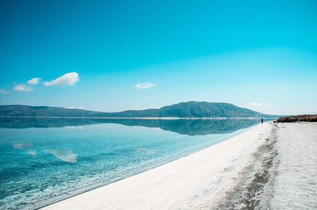 Lavanta Tarlaları Salda Gölü Pamukkale Çeşme Alaçatı Turu 1 Gece Konaklama