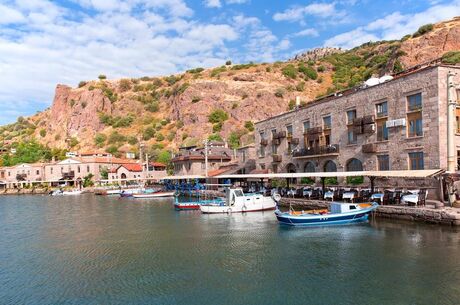 Bozcaada Assos Cunda Şeytan Sofrası Turu 1 Gece Konaklama