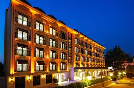 Uludağ Kayak Turu / 1 Gece 2 Gün / İstanbul Kalkışlı /Anemon Bursa  Hotel