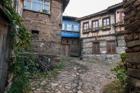 Bursa Cumalıkızık Gölyazı Mudanya Trilye Turu / Günübirlik / İstanbul Kalkışlı