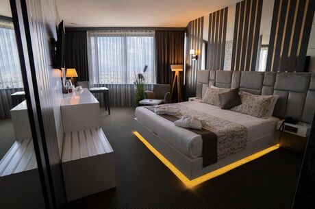 Anatolia Hotel / Uludağ Kayak Turu / 1 Gece 2 Gün / İstanbul Kalkışlı